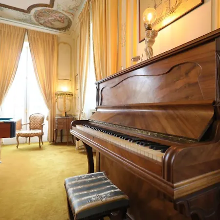 D Hotes Dans Maison Bourgeoise Douce France Guest house