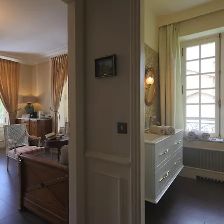 D Hotes Dans Maison Bourgeoise Douce France Guest house