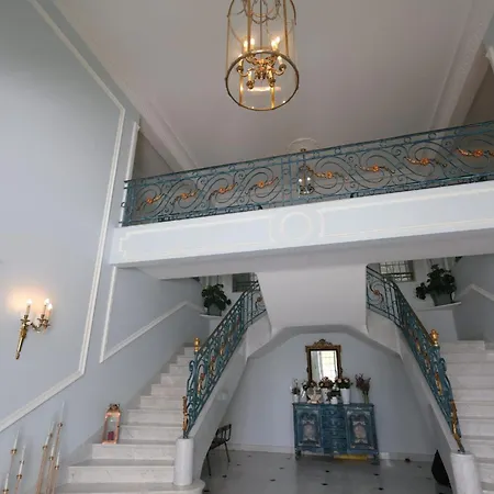 D Hotes Dans Maison Bourgeoise Douce France Vendégház